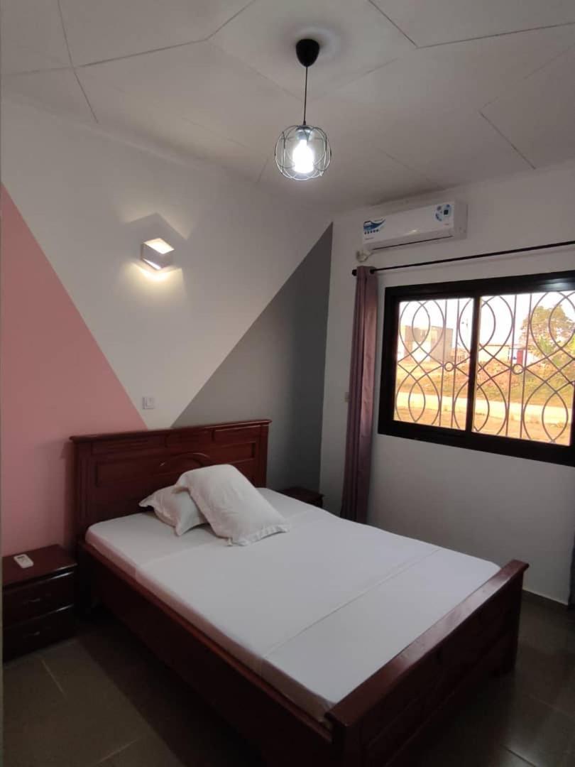 Hotel Appart B4U - Etoudi Яунде Экстерьер фото